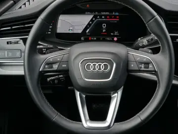 Q8 55 TFSI qu. S line (Ext) AHK*Matrix*HuD*Air