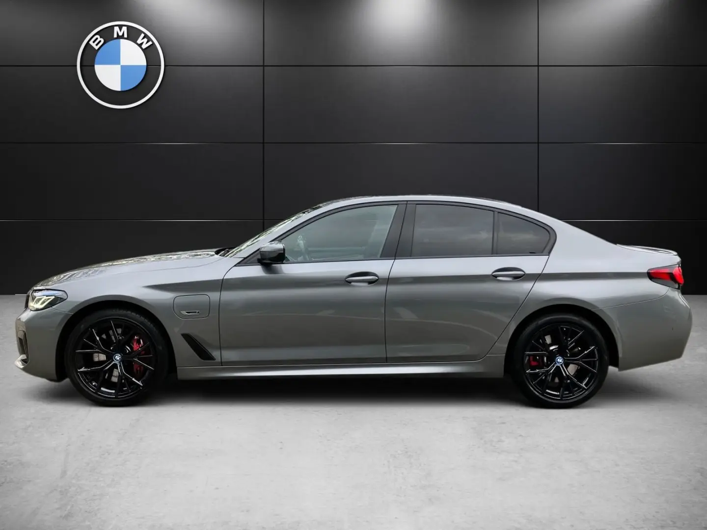 545e xDrive Limousine M Sport Pro GSD H/K AHK