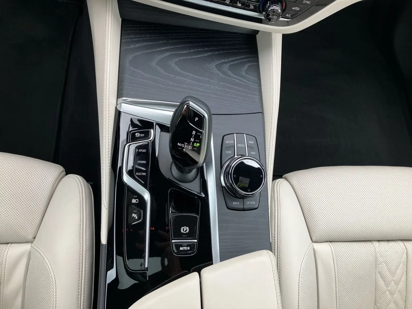 545e xDrive Limousine M Sport Pro GSD H/K AHK