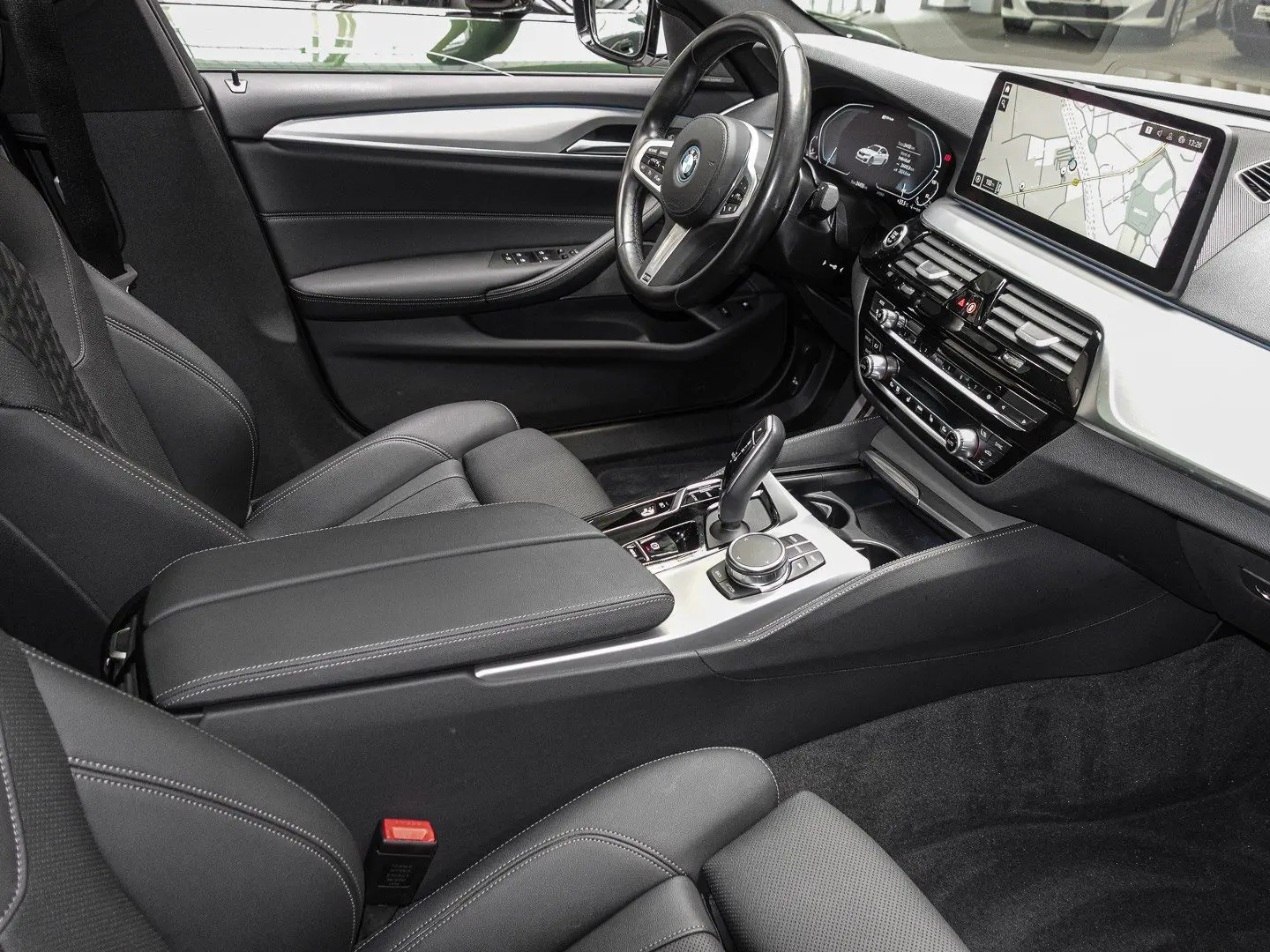 545e xDrive Limousine M Sport HUD NAVI Komf Lase