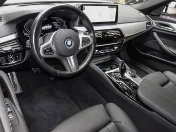 545e xDrive Limousine M Sport HUD NAVI Komf Lase