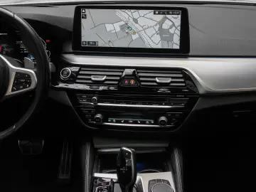545e xDrive Limousine M Sport HUD NAVI Komf Lase