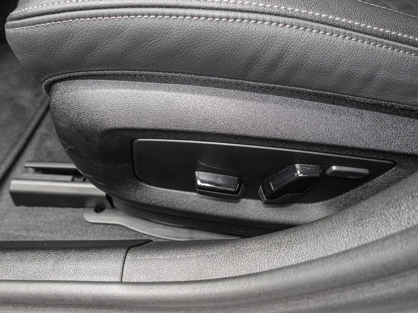 545e xDrive Limousine M Sport HUD NAVI Komf Lase