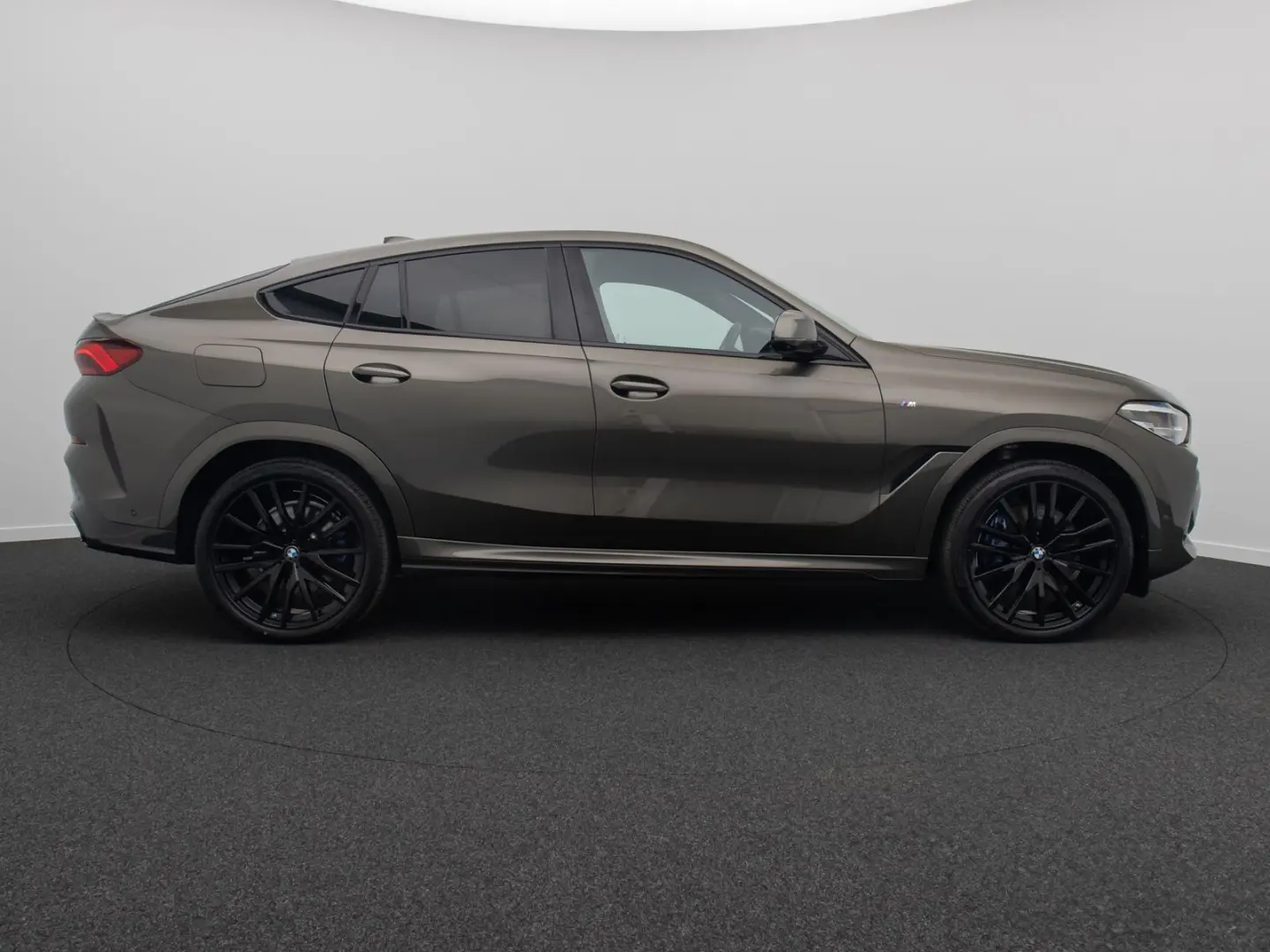X6 xD40d M Sport 360° HUD H/K 22Zoll Individual