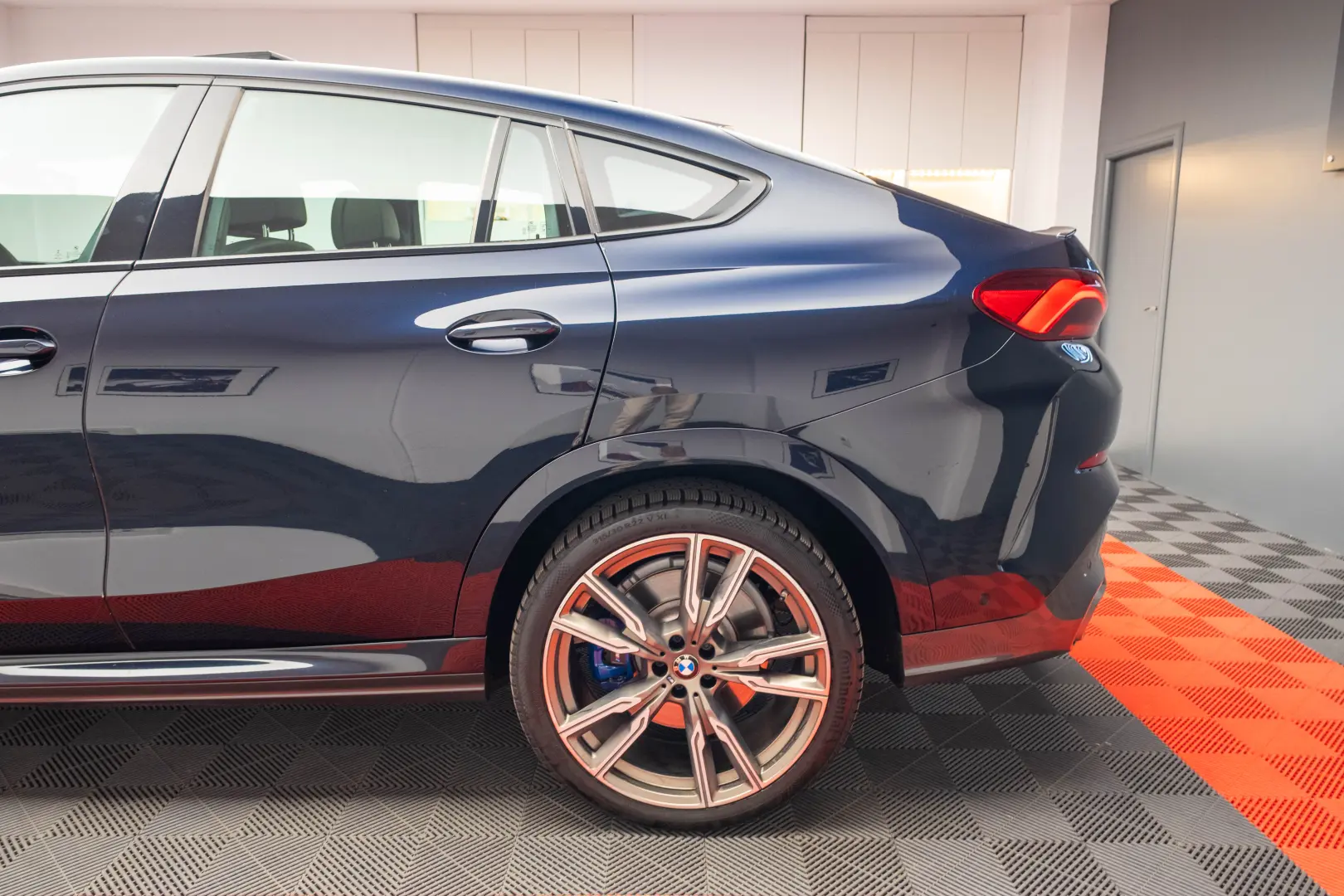 BMW X6 M50i X-Drive *HUD*Sky Lounge*Harman-Kardon