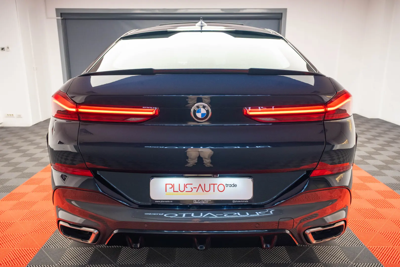 BMW X6 M50i X-Drive *HUD*Sky Lounge*Harman-Kardon