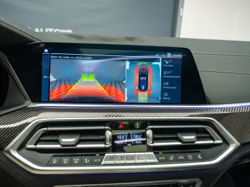 BMW X6 M50i X-Drive *HUD*Sky Lounge*Harman-Kardon