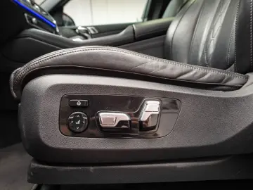 BMW X6 M50i X-Drive *HUD*Sky Lounge*Harman-Kardon