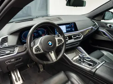 BMW X6 M50i X-Drive *HUD*Sky Lounge*Harman-Kardon