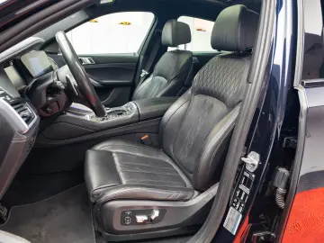 BMW X6 M50i X-Drive *HUD*Sky Lounge*Harman-Kardon