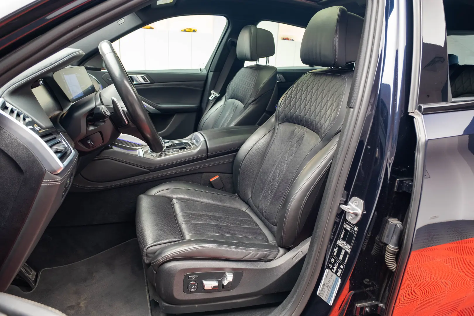 BMW X6 M50i X-Drive *HUD*Sky Lounge*Harman-Kardon