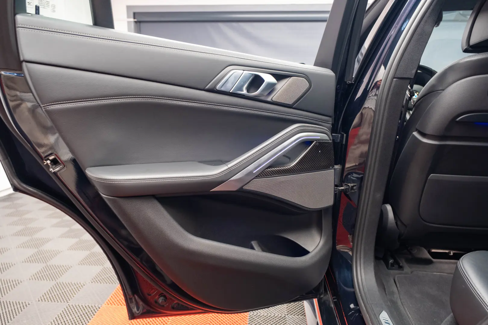 BMW X6 M50i X-Drive *HUD*Sky Lounge*Harman-Kardon