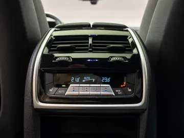 BMW X6 M50i X-Drive *HUD*Sky Lounge*Harman-Kardon