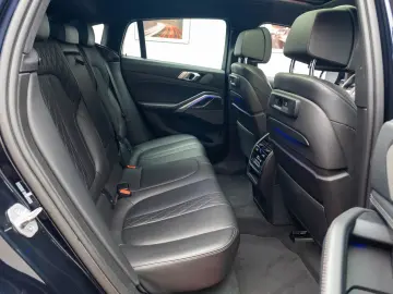 BMW X6 M50i X-Drive *HUD*Sky Lounge*Harman-Kardon