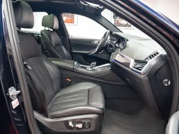 BMW X6 M50i X-Drive *HUD*Sky Lounge*Harman-Kardon