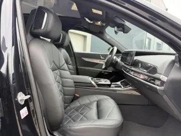 740d xDrive M-SPORT/B&W/PANO/HEAD/GARANTIE