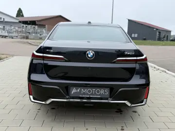 740d xDrive M-SPORT/B&W/PANO/HEAD/GARANTIE