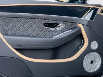 Continental GT Mulliner V8