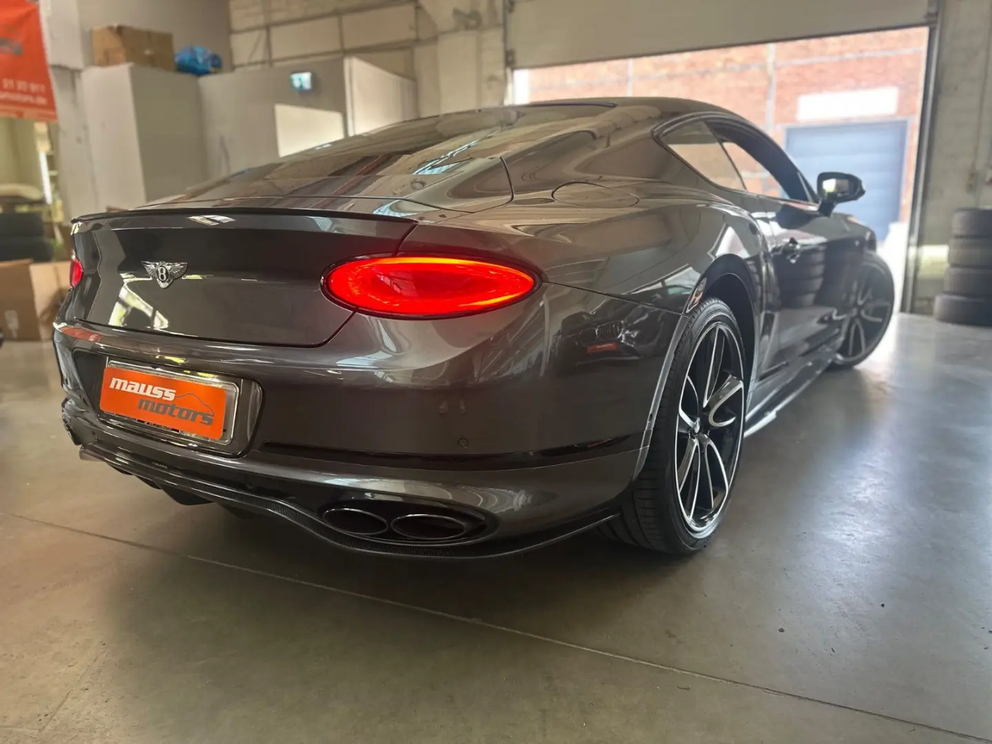 Continental GT V8 orig. 11.1 TKM  PANO CARBON- 7
