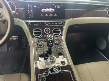 Continental GT V8 orig. 11.1 TKM  PANO CARBON- 7