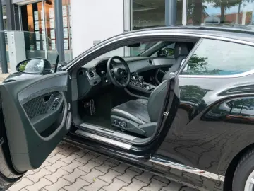 Continental GT Speed W12/ TOURING SPEC/ NACHTS.