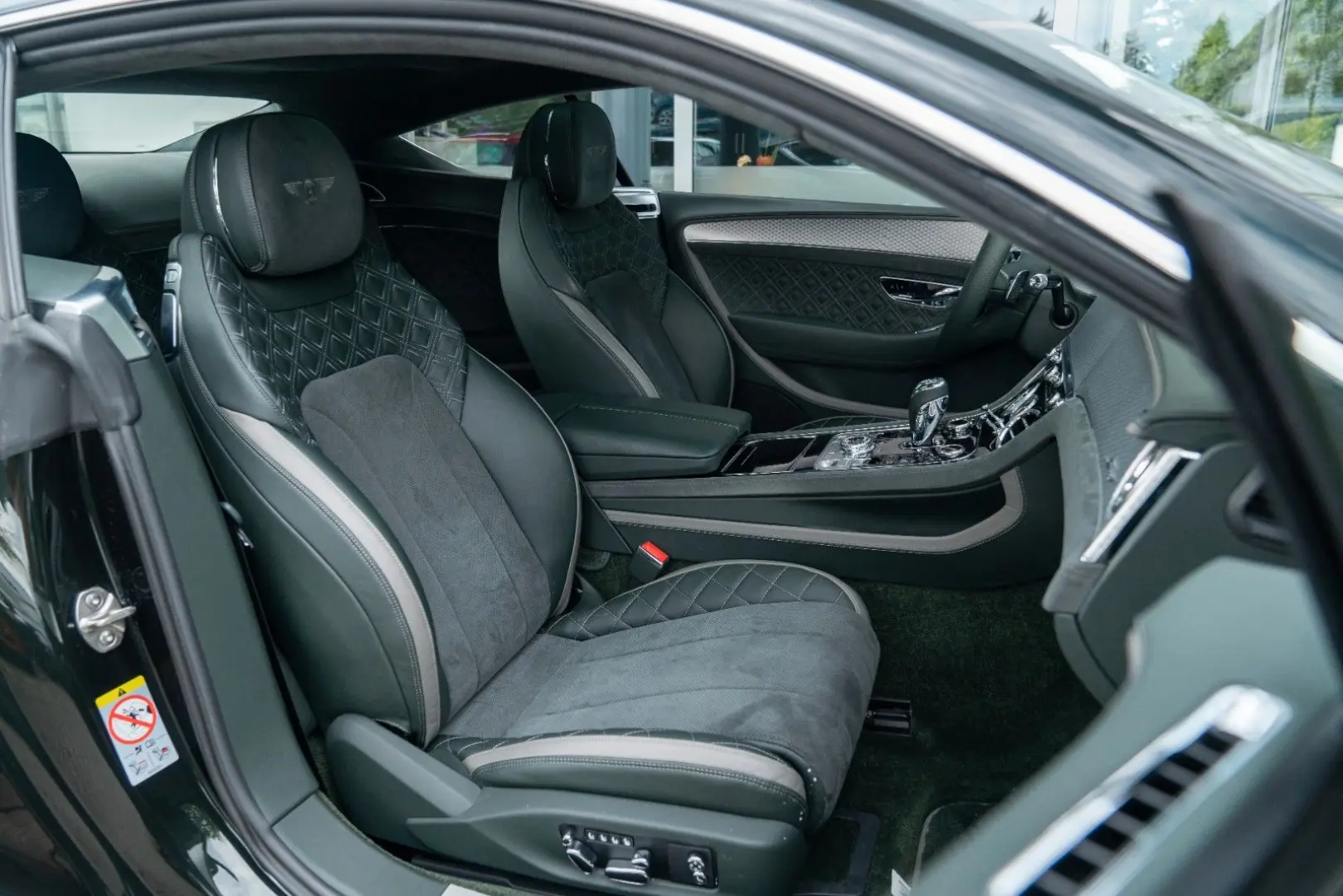 Continental GT Speed W12/ TOURING SPEC/ NACHTS.