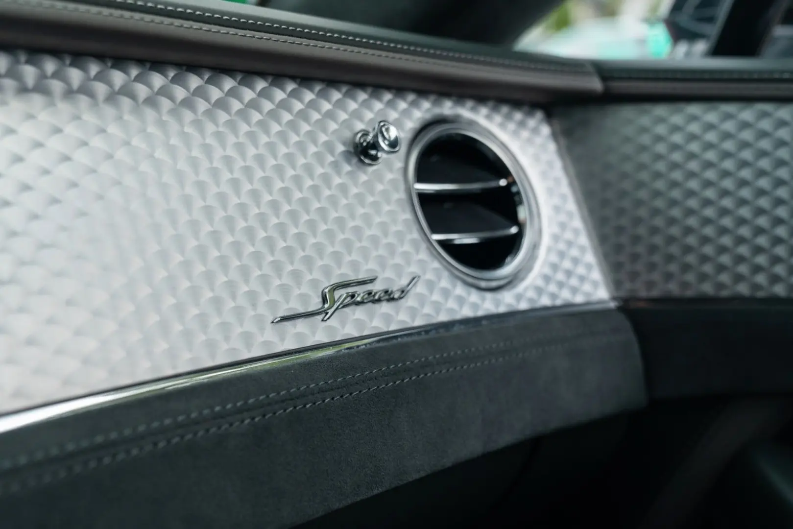 Continental GT Speed W12/ TOURING SPEC/ NACHTS.