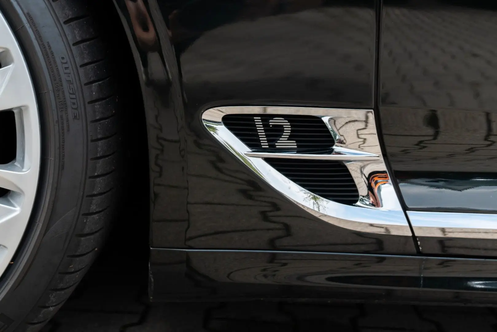 Continental GT Speed W12/ TOURING SPEC/ NACHTS.