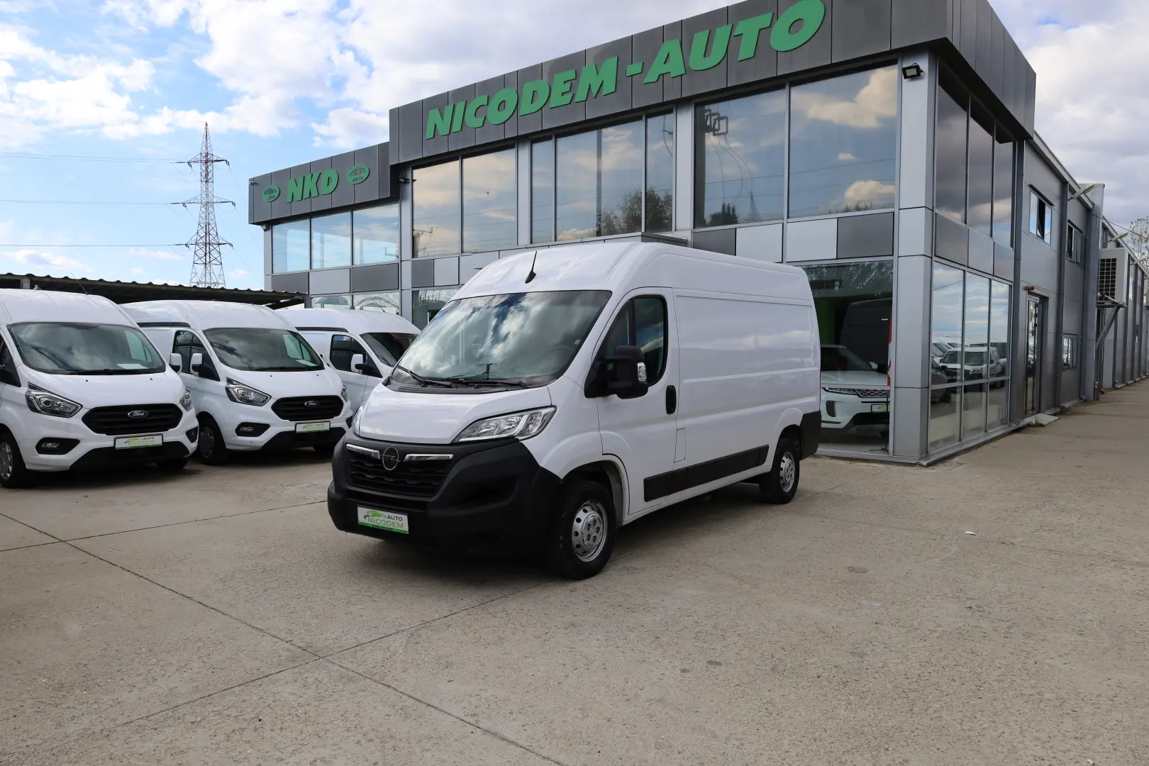 Opel Movano L2H2 2.2D 120CP