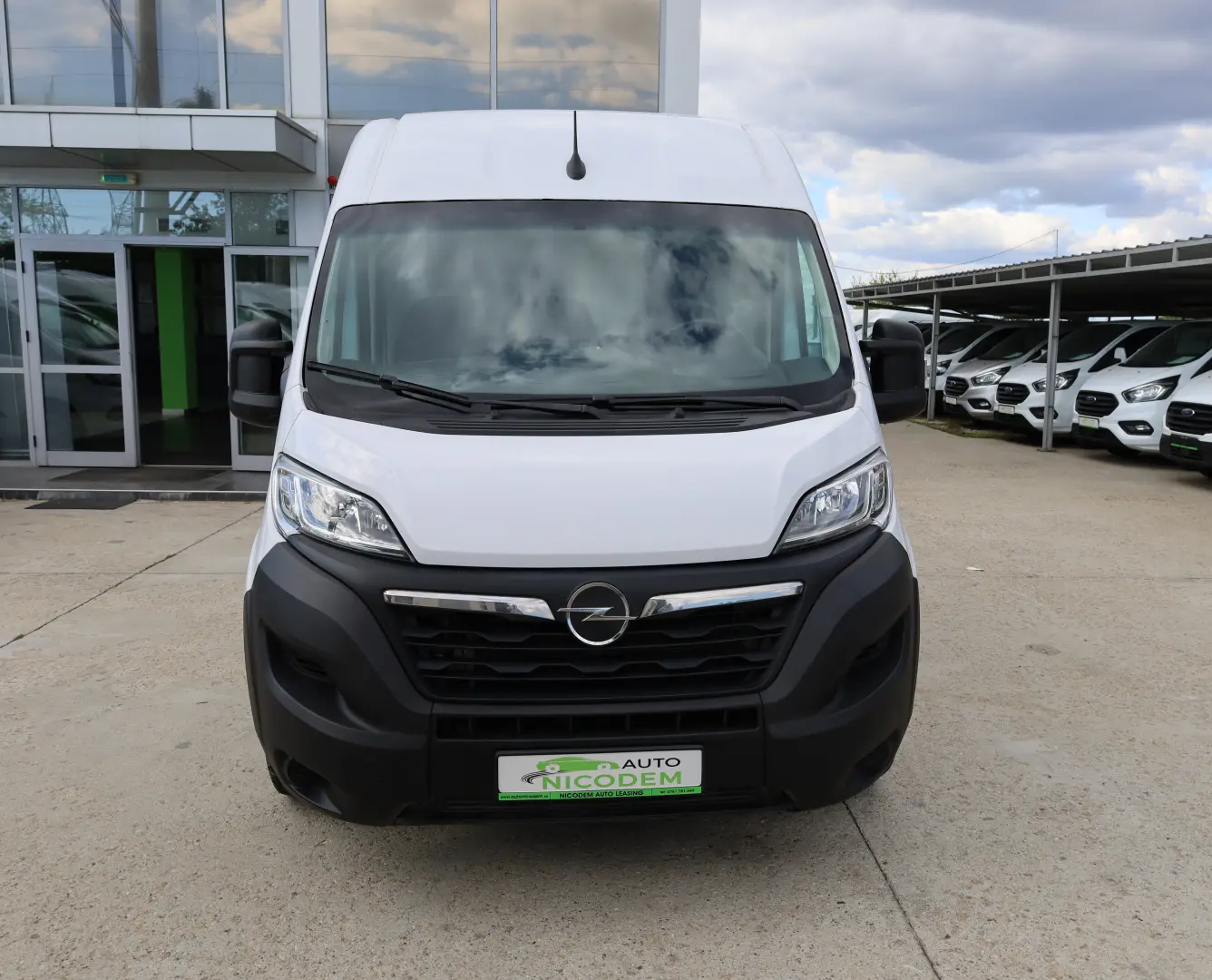 Opel Movano L2H2 2.2D 120CP