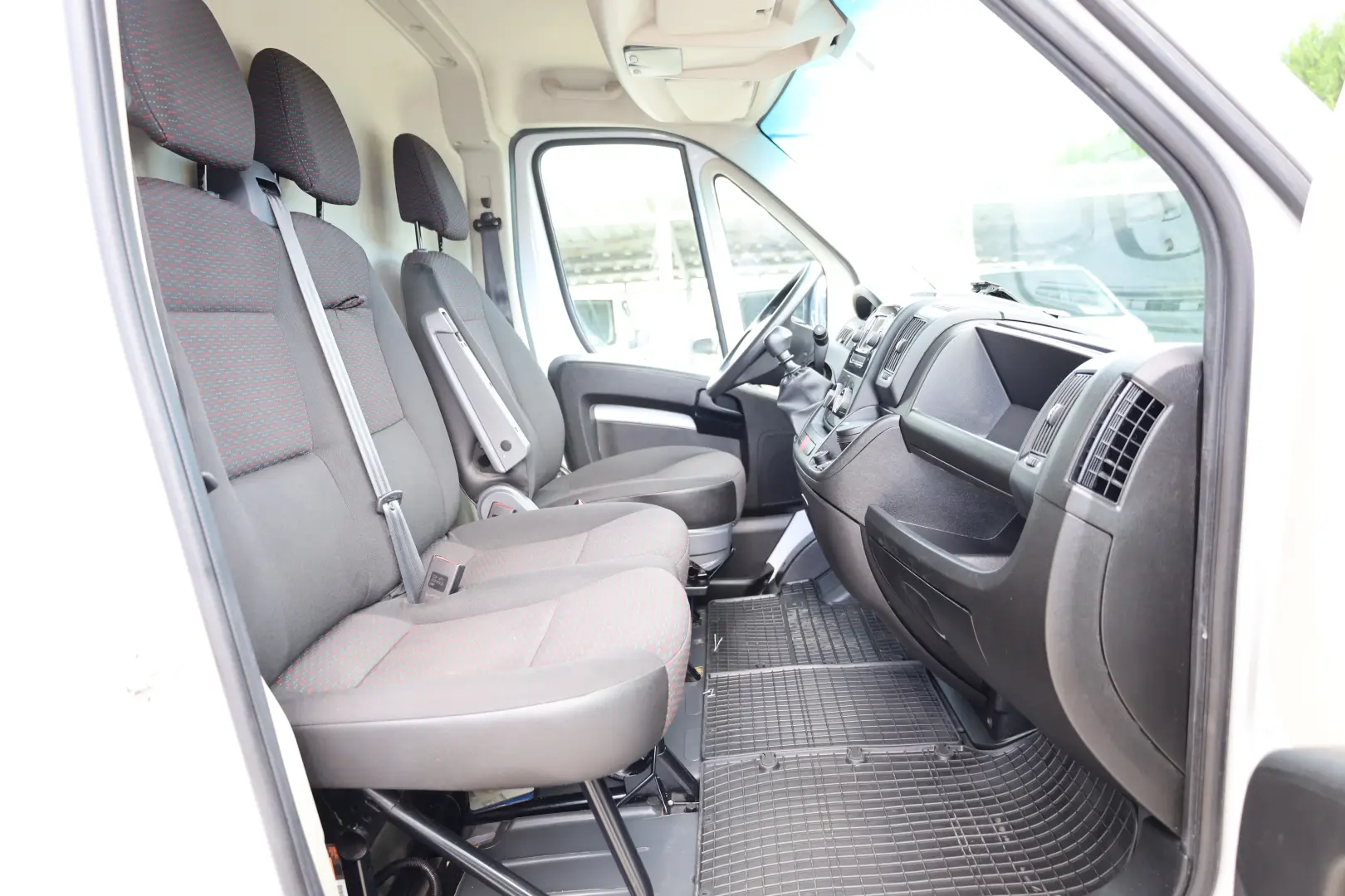 Opel Movano L2H2 2.2D 120CP
