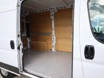Opel Movano L2H2 2.2D 120CP