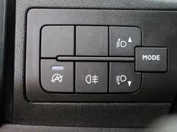 Opel Movano L2H2 2.2D 120CP