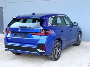 iX1 30 xDrive M Sport 360°Kamera Vollllll HUD
