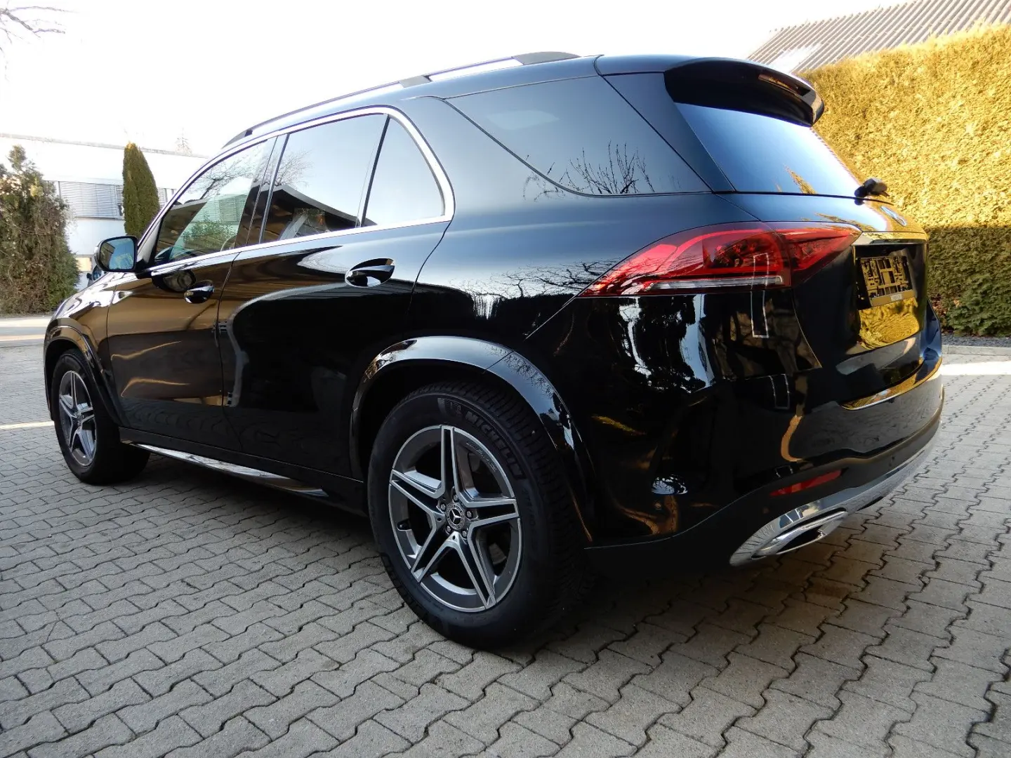 GLE 350DE PANO BURM DISTR AHK  SITZKLIM AMG-LINE