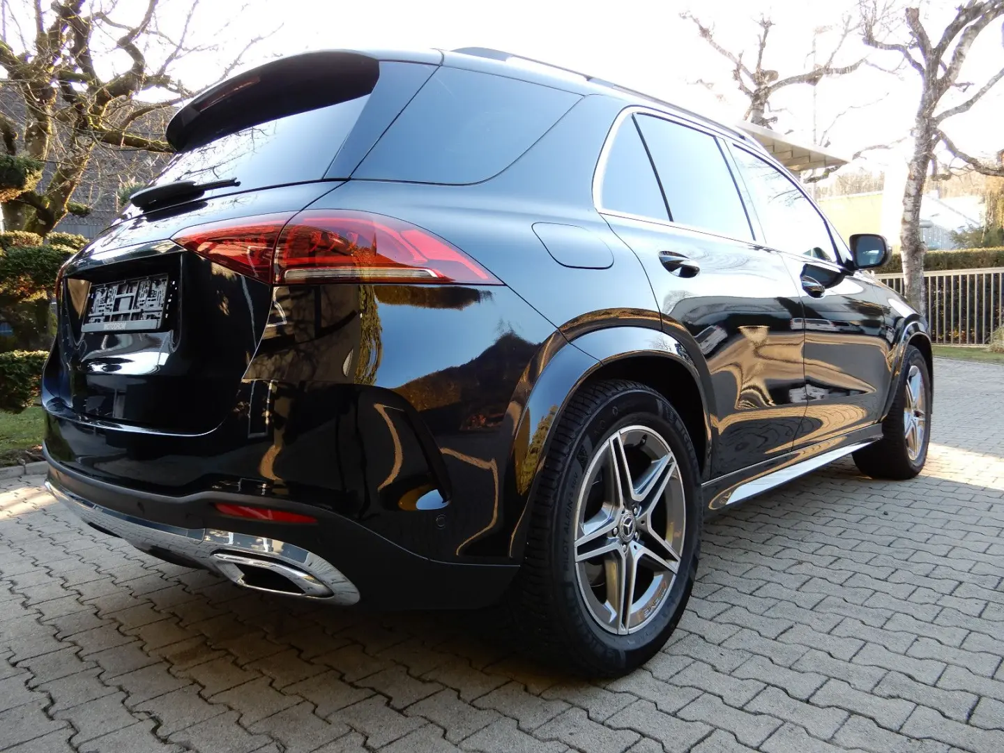GLE 350DE PANO BURM DISTR AHK  SITZKLIM AMG-LINE