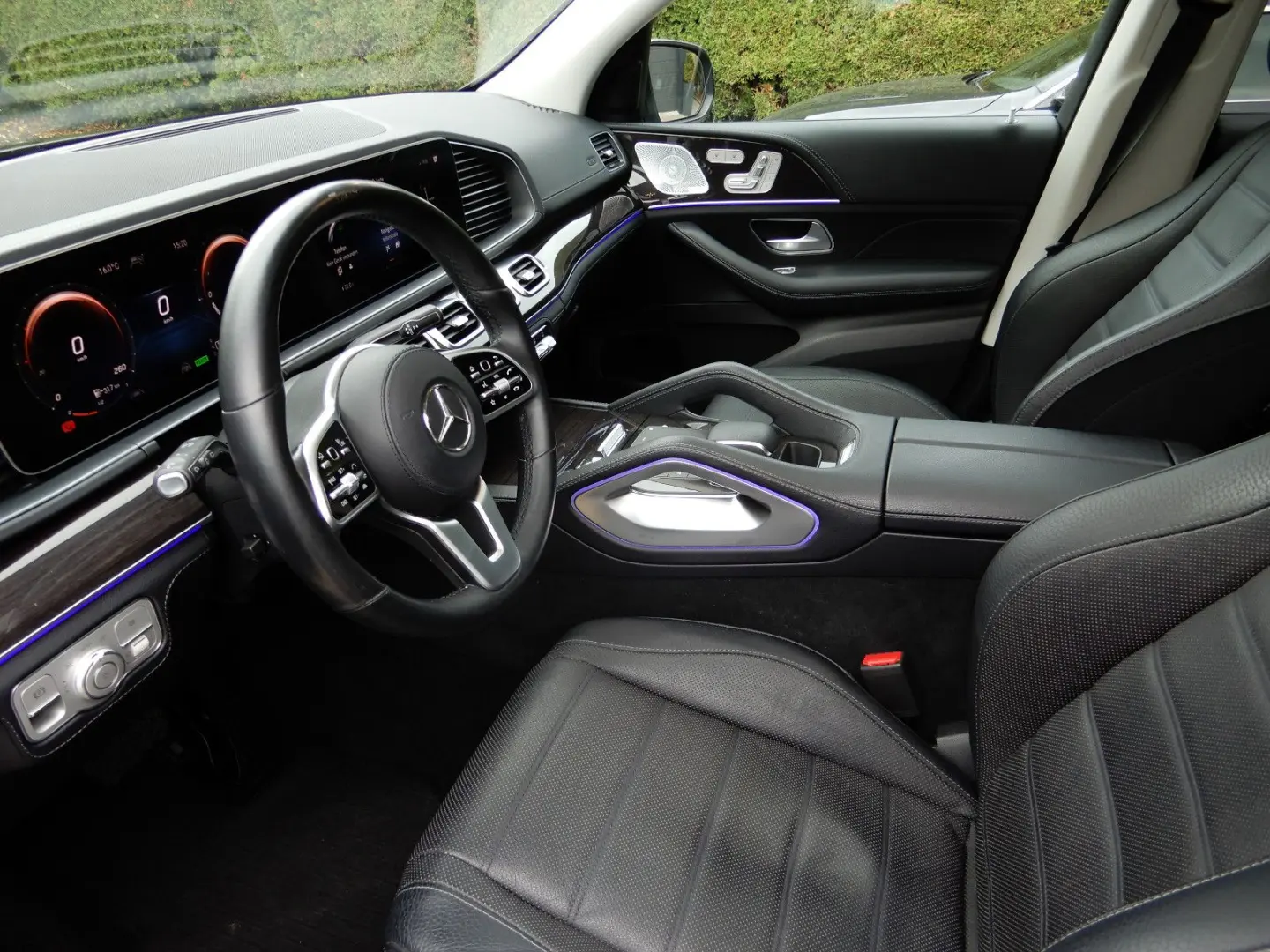 GLE 350DE PANO BURM DISTR AHK  SITZKLIM AMG-LINE