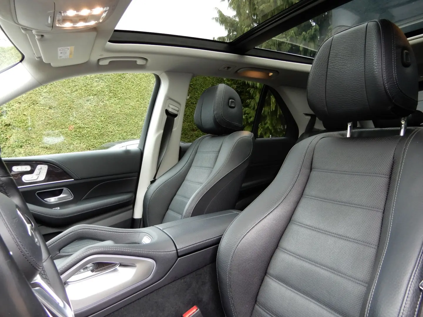GLE 350DE PANO BURM DISTR AHK  SITZKLIM AMG-LINE