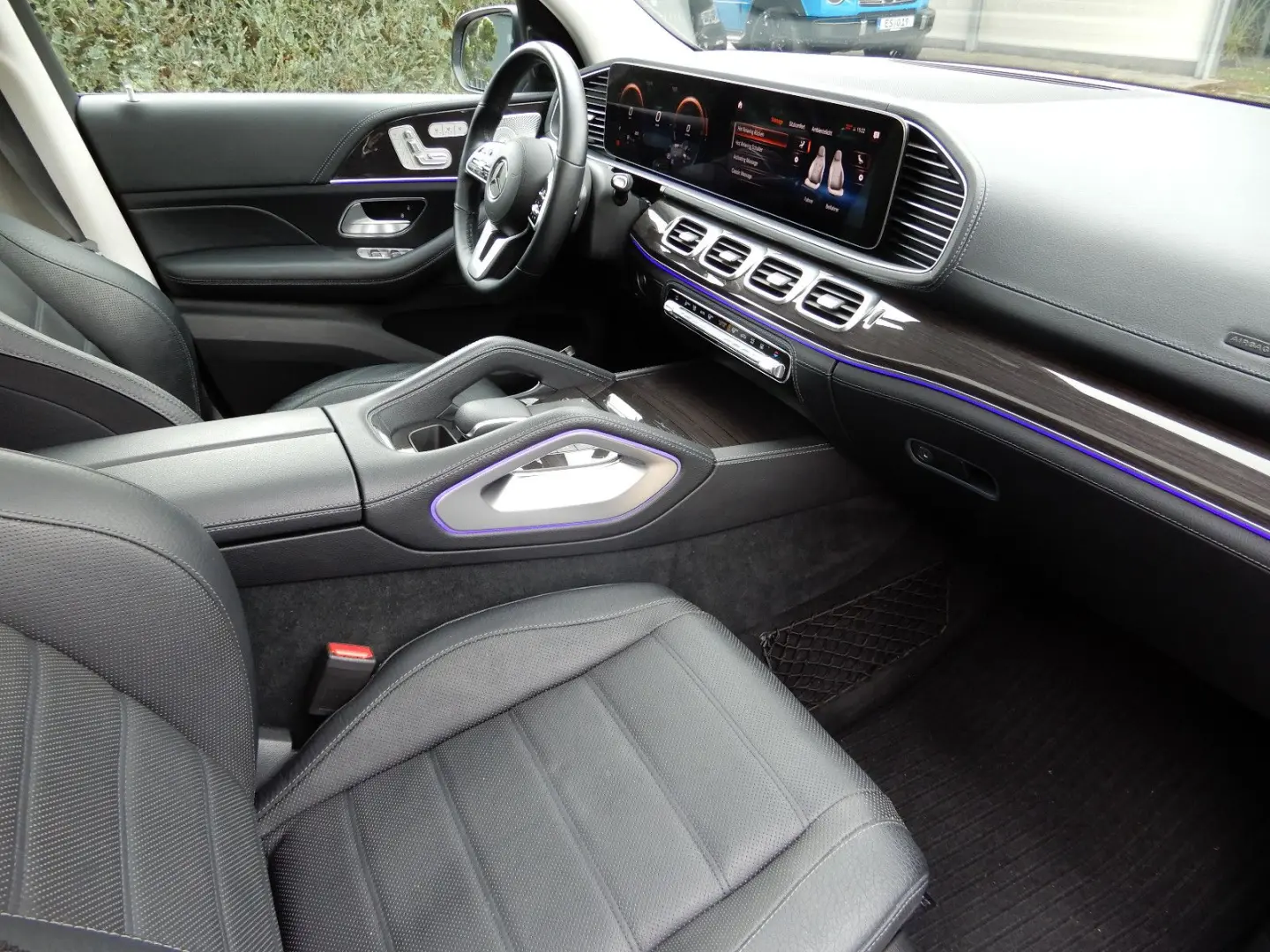 GLE 350DE PANO BURM DISTR AHK  SITZKLIM AMG-LINE