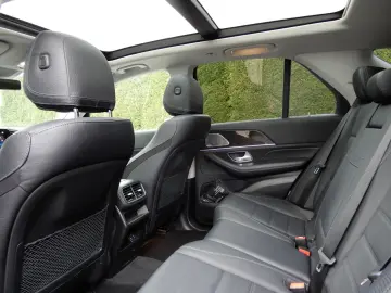 GLE 350DE PANO BURM DISTR AHK  SITZKLIM AMG-LINE