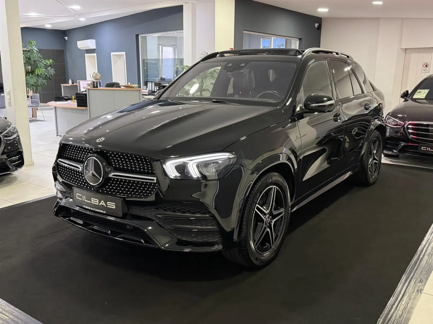 GLE 350 de AMG-Line*PANO*360*AHK*STHZ*BURM*DIST*