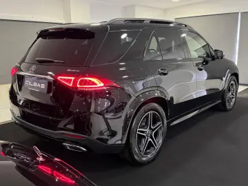GLE 350 de AMG-Line*PANO*360*AHK*STHZ*BURM*DIST*