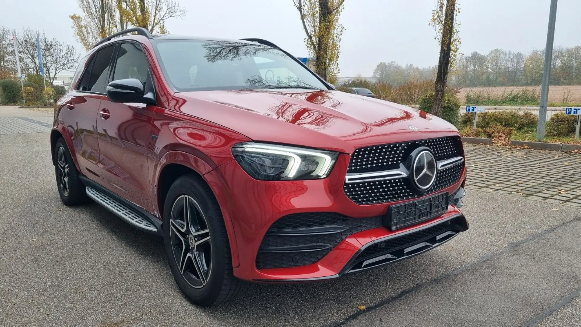 GLE 350de 4M AMG Pano Airmatik AHK HiFI B. Night