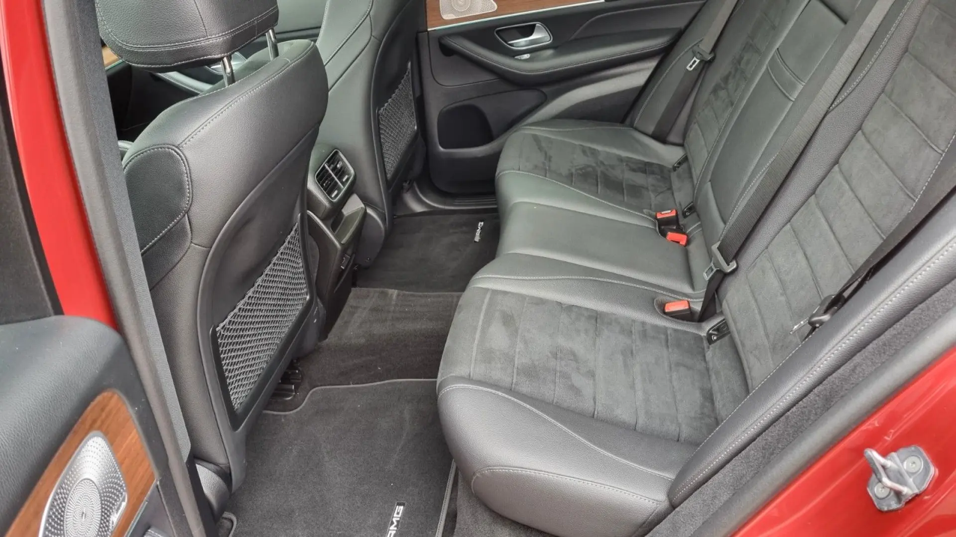 GLE 350de 4M AMG Pano Airmatik AHK HiFI B. Night