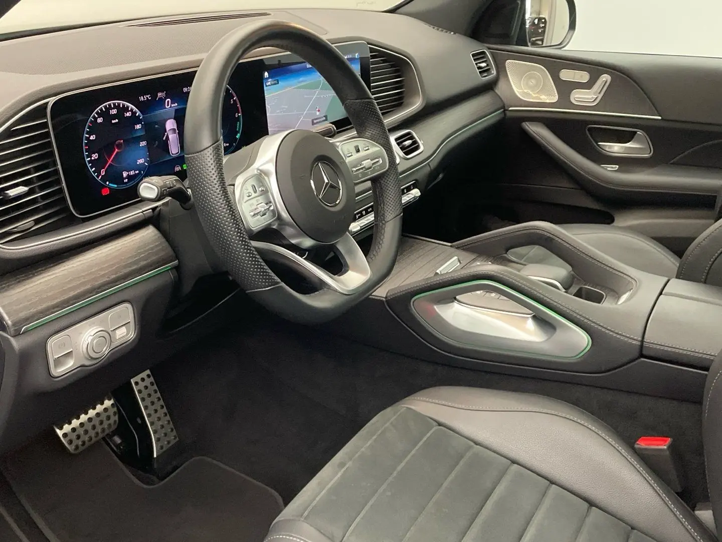 GLE 350 de 4M AMG Burmester Keyless Panorama 21