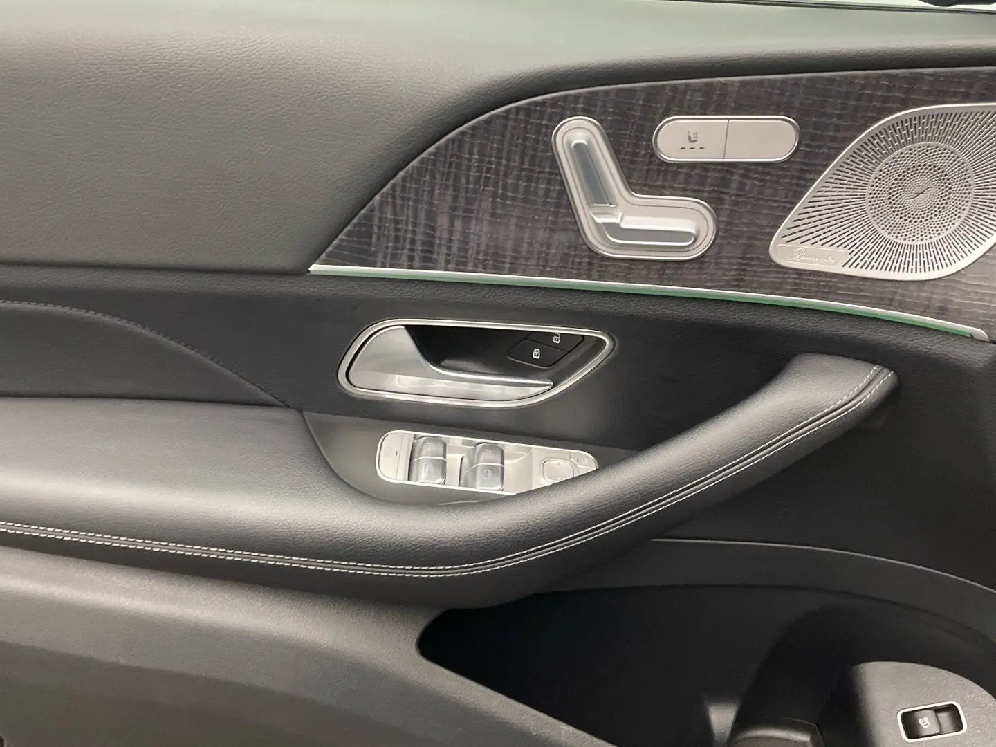 GLE 350 de 4M AMG Burmester Keyless Panorama 21