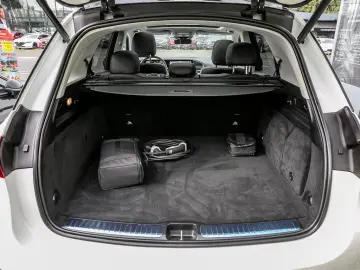 GLE 350 e 4M AMG PANO AHK BURMESTER DISTRONIC 21