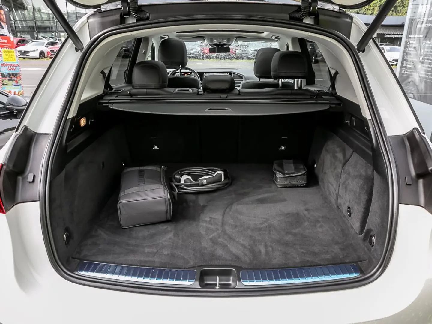 GLE 350 e 4M AMG PANO AHK BURMESTER DISTRONIC 21