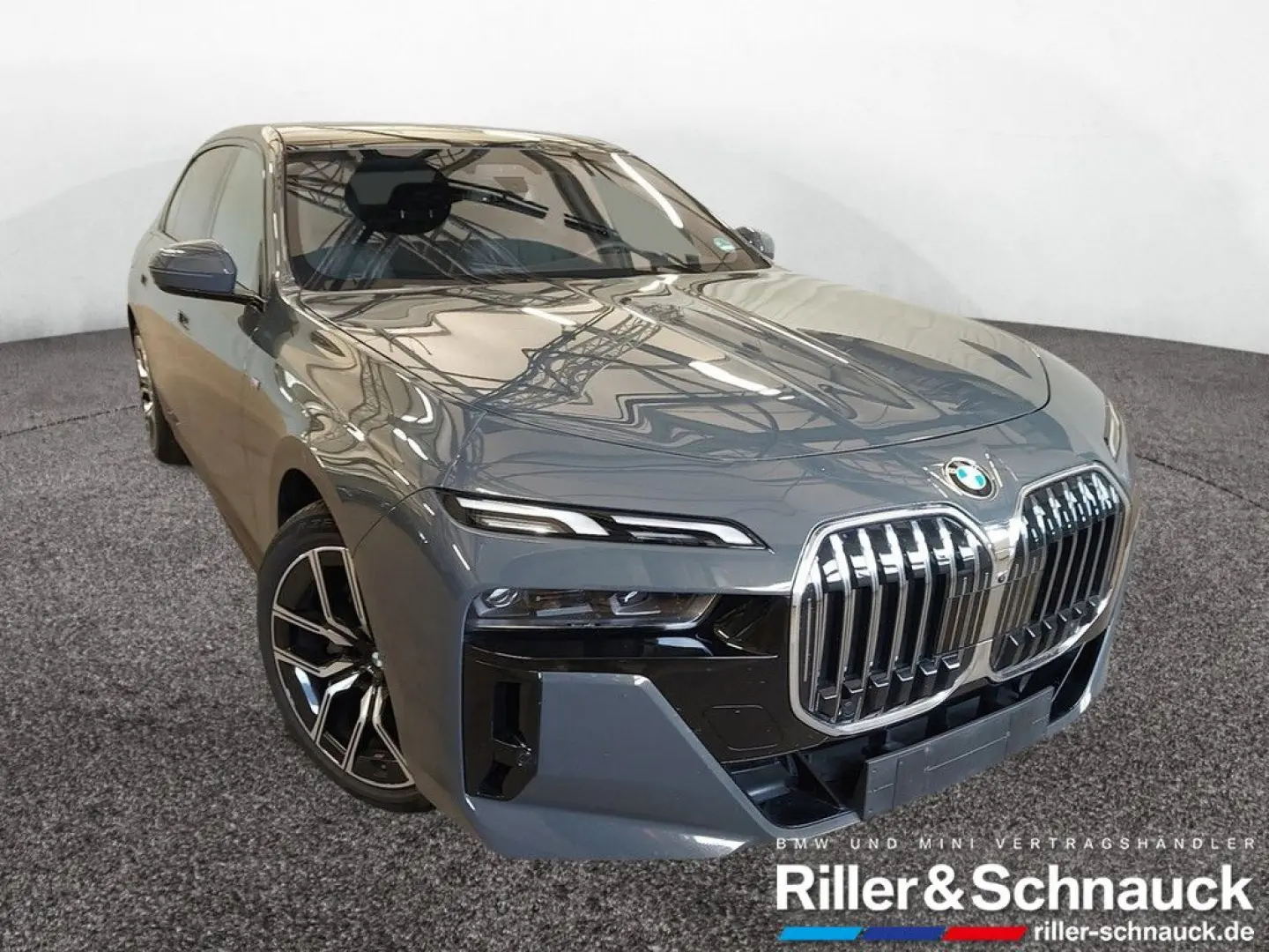 740d xDrive M Sport TV+STANDHZG+PANO-SKY