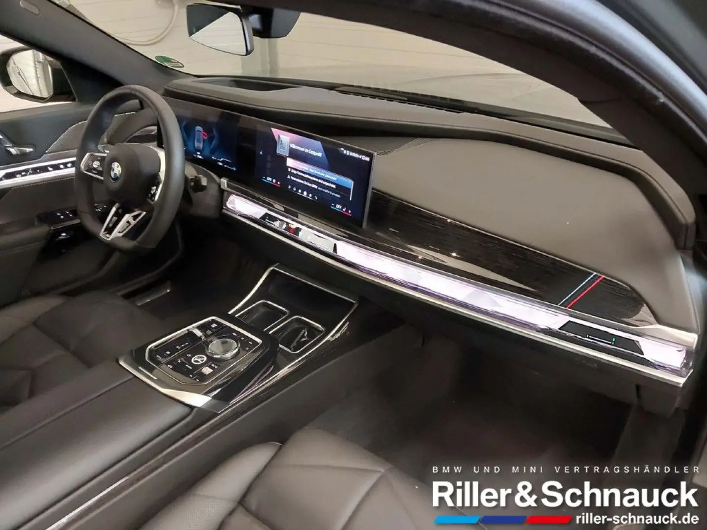 740d xDrive M Sport TV+STANDHZG+PANO-SKY
